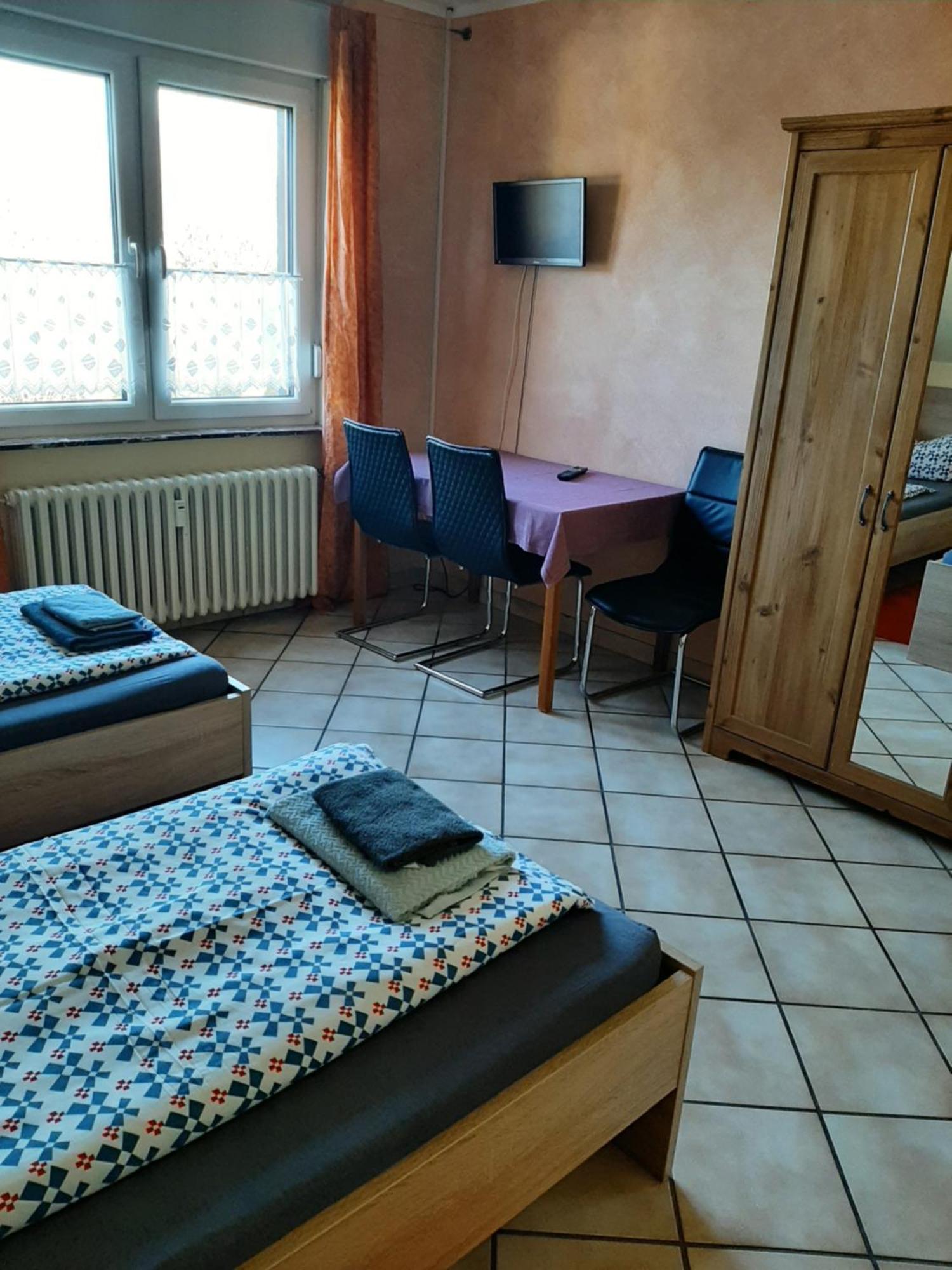 Haus Roseneck-Pension Am Stadtrand Borchen Cameră foto