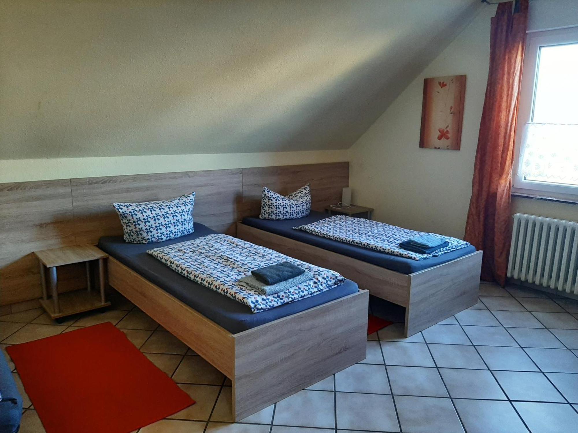 Haus Roseneck-Pension Am Stadtrand Borchen Cameră foto